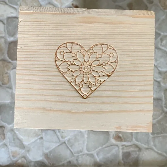 Anthropologie Gypsy Soul Rose Quartz Crystal Glass Water Bottle - Picture 5 of 7